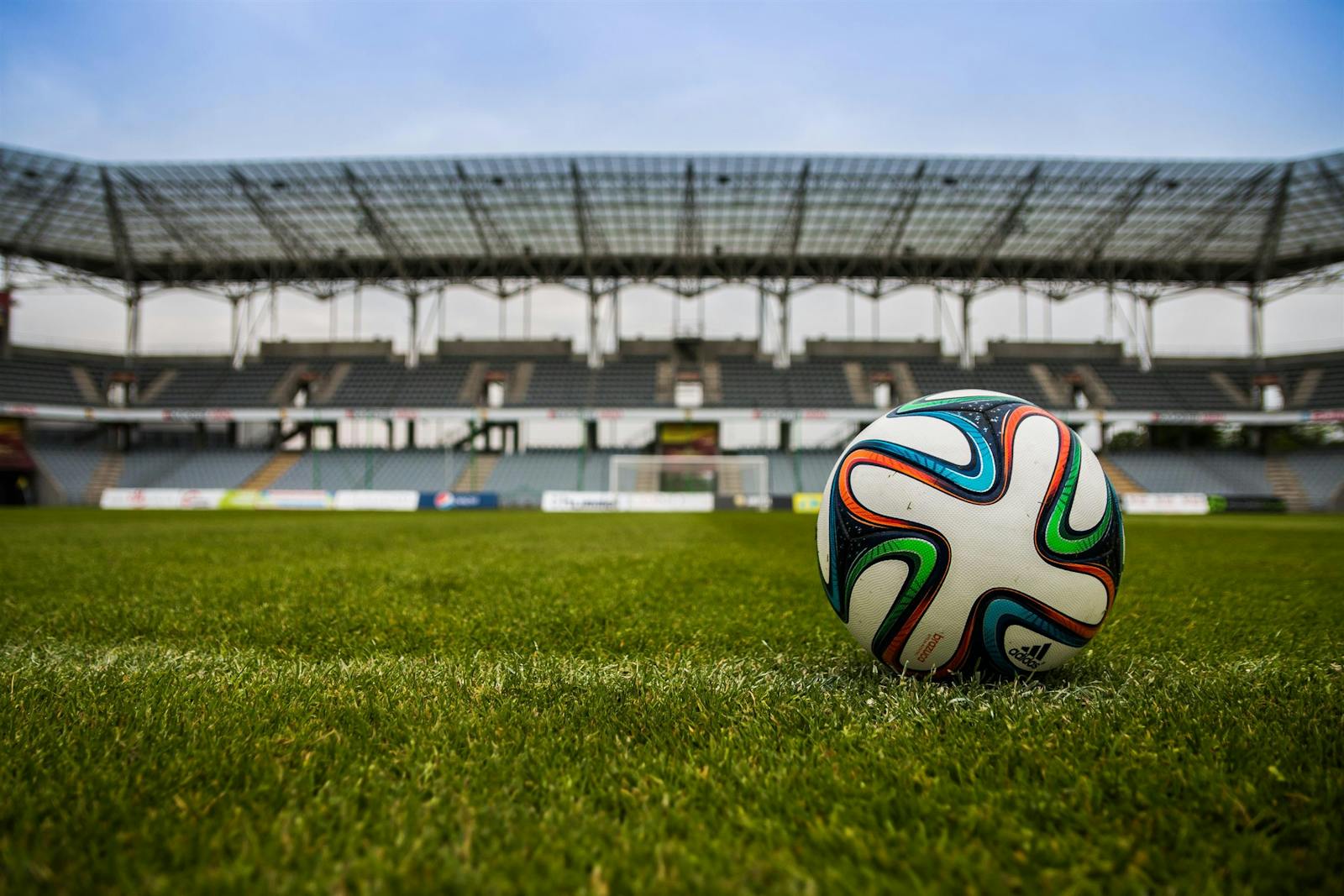 凤凰彩票呀 · 竞彩